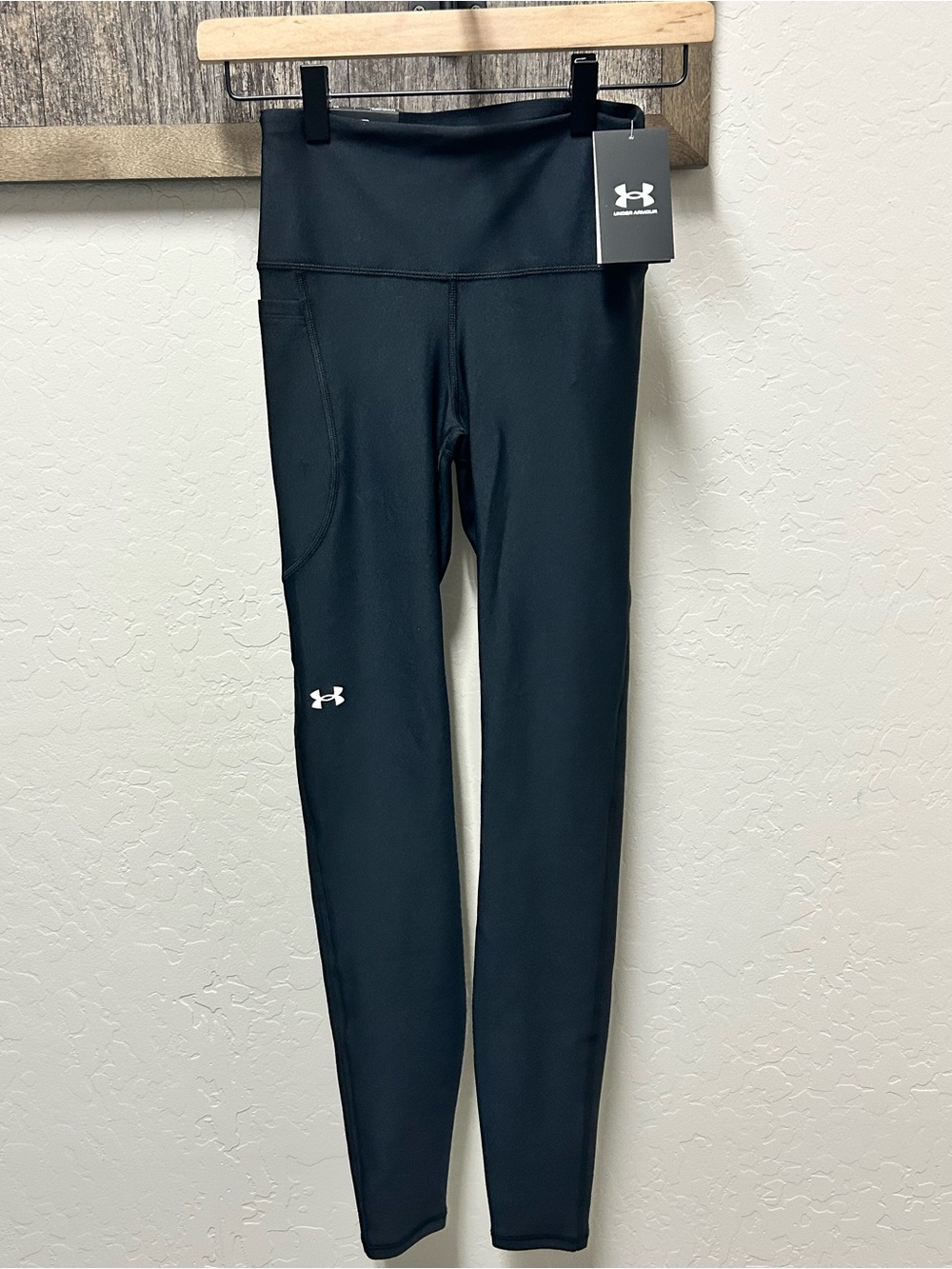 Under Armour Black Tech HiRise Leggings
